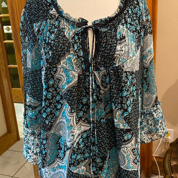 Turquoise black and multicolor blouse in size 1X by notationNotations - Picture 7 of 9